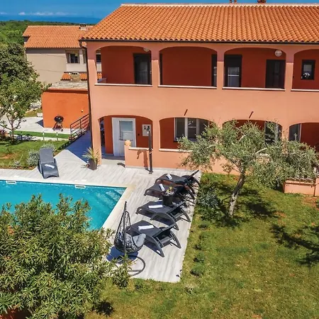 Apartamento 2 Bedroom Gorgeous In *