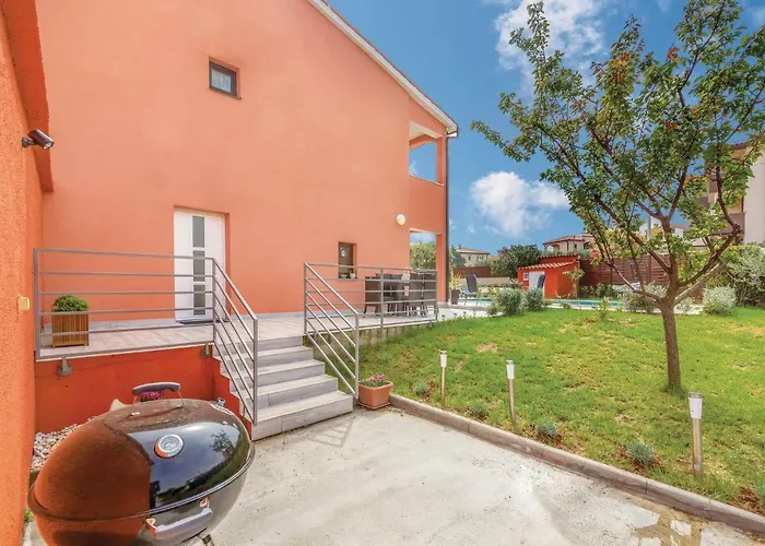 2 Bedroom Gorgeous In